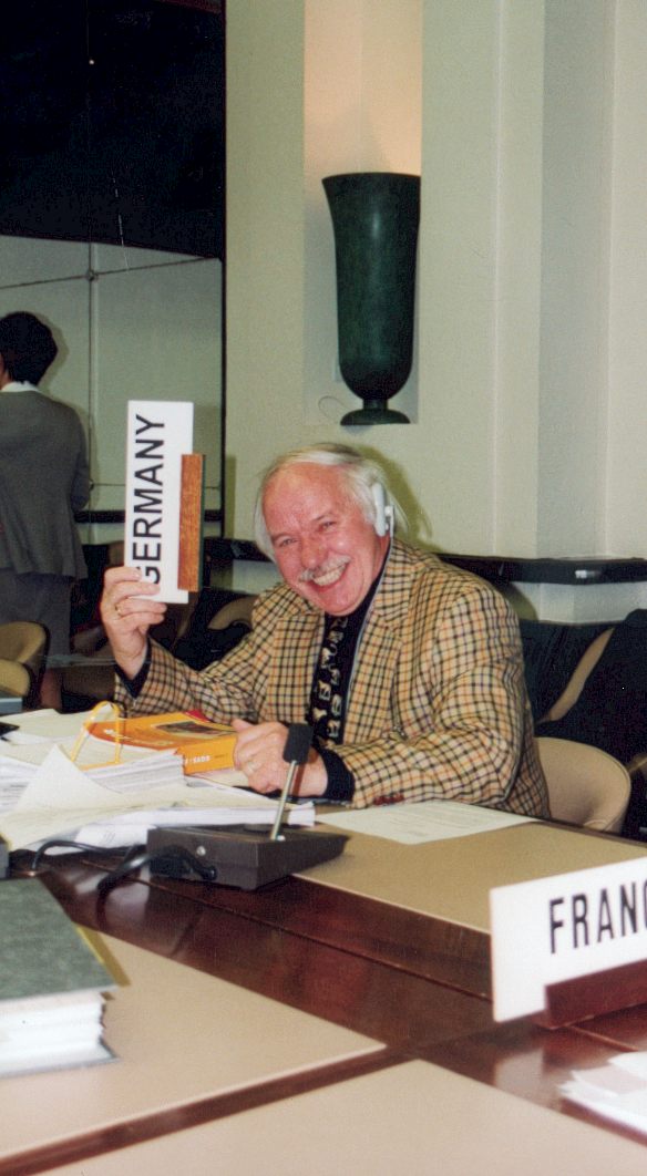 Letzte Sitzung ADR KlausRidder.JPG (89KB)